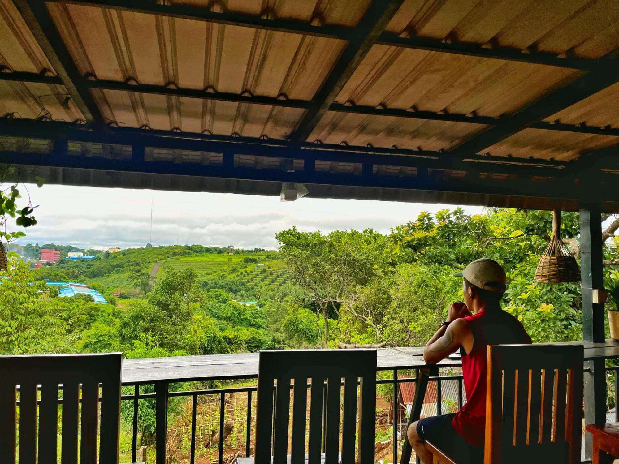 Backpacker Hostel And Jungle Trekking Banlung Exterior foto
